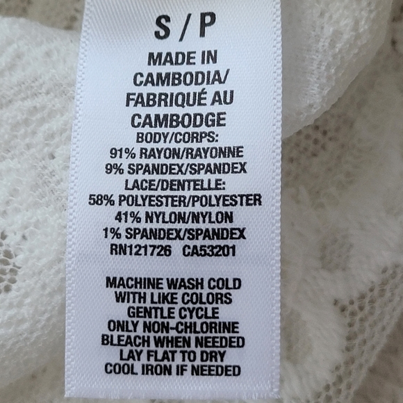 Aeropostale | Crop Halter Lace Back Top NEW Ladies Small Cream - Picture 10 of 14